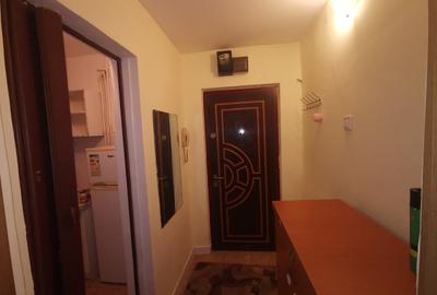 Apartament mobilat si utilat zona Scoala 7 - 5