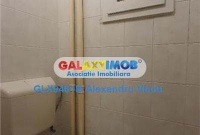 Vanzare apartament 4 camere -  Victoriei Str. Occidentului - 16