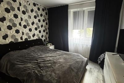 Apartament cu 3 camere decomandat în Drumul Taberei - 13