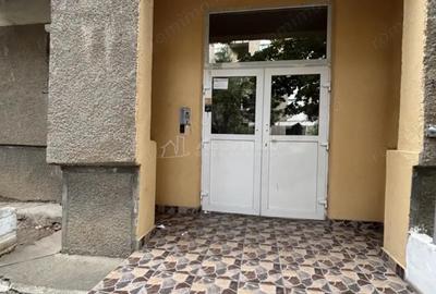 Apartament cu 3 camere decomandat în Decebal - 15