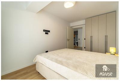 Apartament cu 2 camere decomandat, mobilat în Tractorul - 15