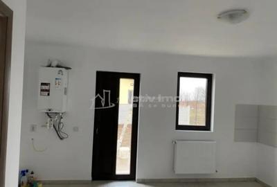 Casă cu 3 camere cu Teren 400 Mp în Central - 10