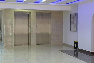 Apartament cu 4 camere decomandat, mobilat în Tractorul - 10