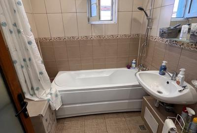 Apartament cu 4 camere decomandat, mobilat în Valea Aurie - 13
