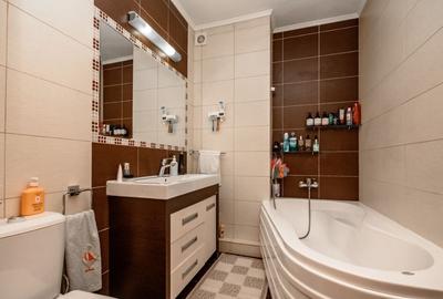 Apartament cu 3 camere de inchiriat pe str.Observatorului - 5