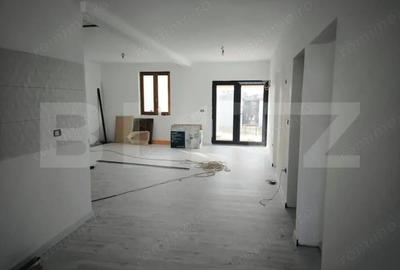 Casa parter la cheie 96 mp utili, 4 camere si 300 mp teren, zona Damila! - 1