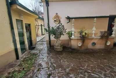 Apartament cu 4 camere decomandat în Ultracentral - 10