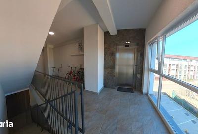 Apartament cu 3 camere în Tractorul - 1
