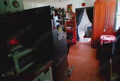 Schimb casa cu 2 camere, 300 mp curte - 3