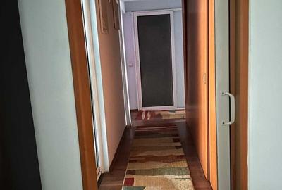 Apartament cu 3 camere semidecomandat în Țiglina 3 - 4