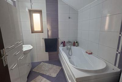 Casă cu 3 camere în Sântandrei - 4