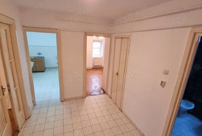 Vand apartament 2 camere - 2