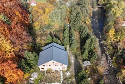 Casă cu 16 camere cu Teren 10000 Mp în Avrig - 4