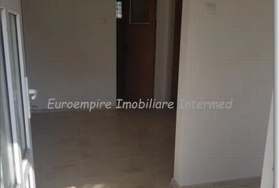 De inchiriat casa zona Bratianu - 2