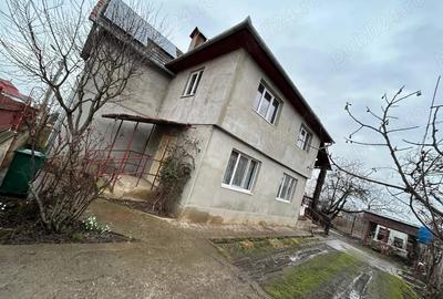 Casă cu Teren 700 Mp în Mihai Viteazu - 2