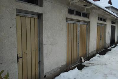 Vand aparrament 3 camere in casa cu 4 apartamente - 7