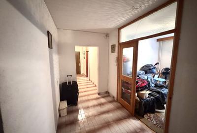 Apartament 4 Camere | Theodor D. Sperantia | 1992 | Decebal - 5