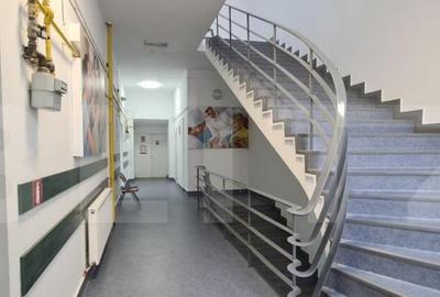 Spatiu comercial, 12 MP, zona Ultracentrala - 1
