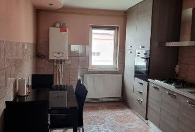 Apartament cu 3 camere decomandat, mobilat în Central - 11