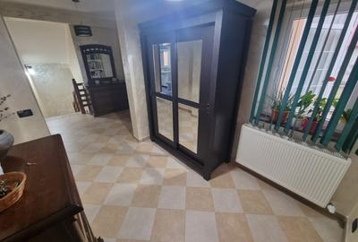 Duplex cu 3 camere cu Canalizare în Nicolina - 9