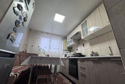 Apartament cu 3 camere decomandat în Central - 4