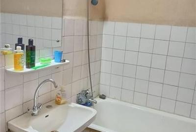 Vanzare Apartament 3 Camere Semidecomandat Piata Sudului-Anton Bacalbasa - 2