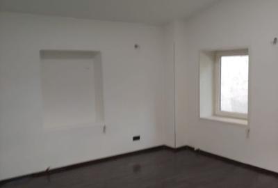 Zona Eminescu Dacia S+P+1+M  290 mp utili zona de birouri - 9