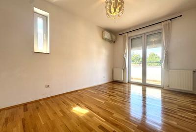 Duplex cu 5 camere cu Canalizare în Iancu Nicolae - 17