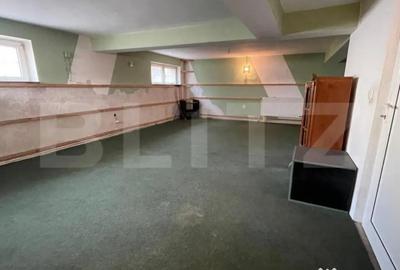 Casă cu 4 camere cu Teren 280 Mp în Central - 3