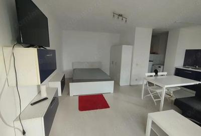 Garsoniera vanzare zona Rahova strada Nasaud cu balcon