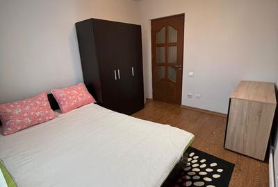 Apartament cu 2 camere decomandat în Casa de Cultură