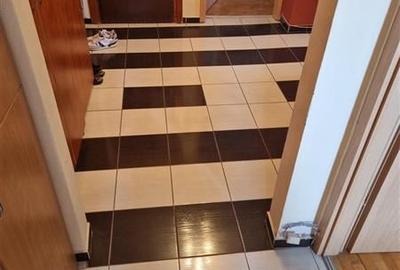 Apartament 2 camere decomandat etaj 3 zona Girocului - 11