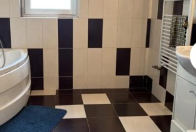 Apartament cu 2 camere decomandat în Tractorul - 2