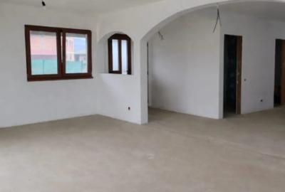 Casă cu 3 camere cu Teren 5000 Mp în Tăuții-Măgherăuș - 6