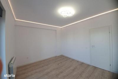 Spațiu comercial, de 80 mp, în Muncii - 10