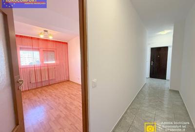 2 camere in Micro 21 constructie b.c.a. din 2008 - 9
