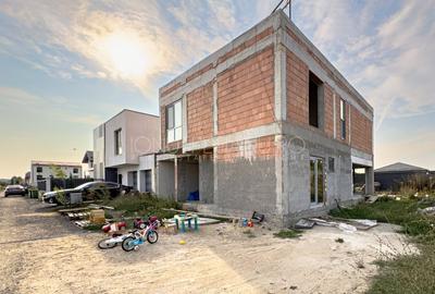 Vila moderna posibilitate personalizare – piscina exterioara si garaj dublu! - 2