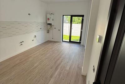 Casă cu 4 camere cu Teren 330 Mp în Central - 3