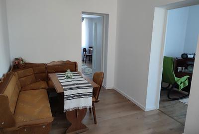 Apartament cu 2 camere decomandat în Central - 1