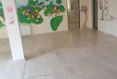 Spațiu comercial, de 135 mp, în Central - 3