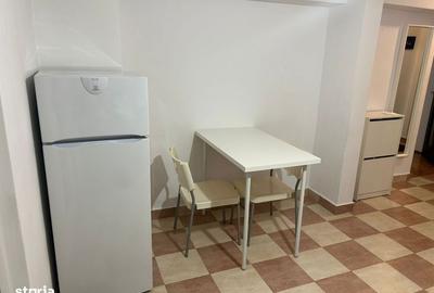 Garsonieră decomandată, mobilată în Muncii