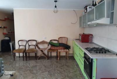 Casă cu 2 camere în Colonia 1 Mai - 2