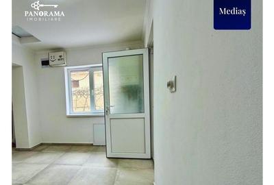 Spațiu comercial, de 72 mp, în Est - 12