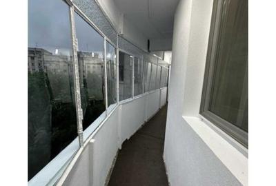 Apartament cu 3 camere decomandat în Tineretului - 3