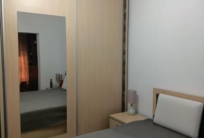 Apartament cu 3 camere decomandat, mobilat în Lipovei - 9