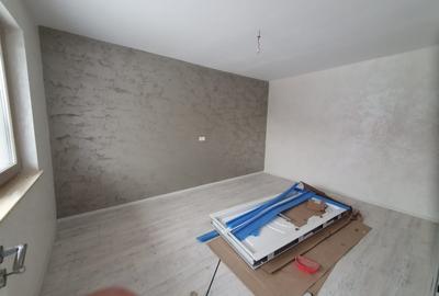 Apartament cu 3 camere semidecomandat în Păcurari - 3