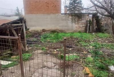 Casă cu 2 camere cu Teren 732 Mp în Central - 2