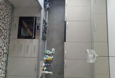 Apartament cu 3 camere decomandat în Tei - 3