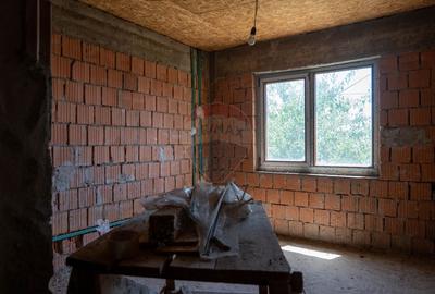 Vanzare vila cu 5 camere Parter+Etaj, str. Magnoliei - Pantelimon - 10