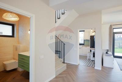 De inchiriat casa cu 4 camere , in zona de Dealuri - 4